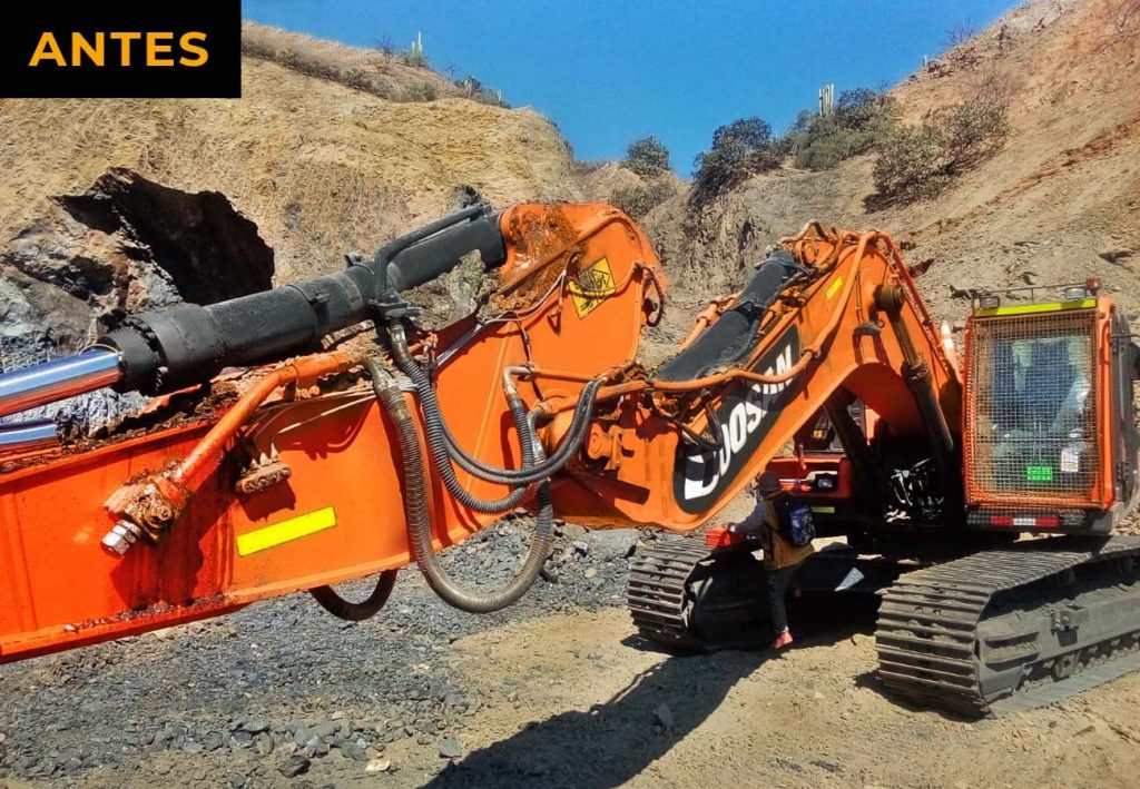 EXCAVADORA-DOOSAN-DX300LC-antes